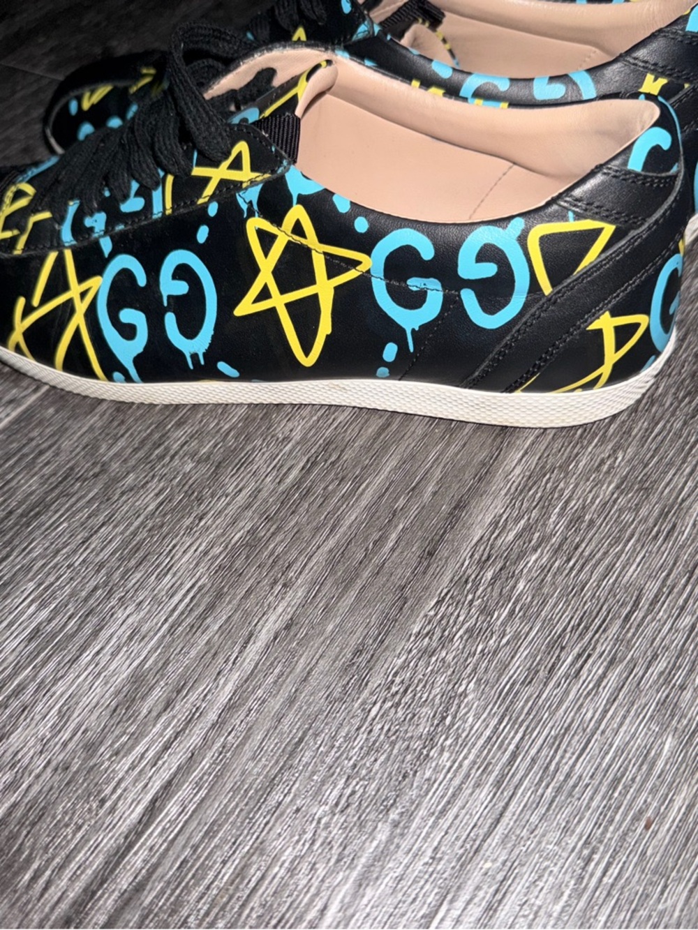 Gucci Black Sneakers with Yellow and Light Blue Graffiti - Picture 2 of 6